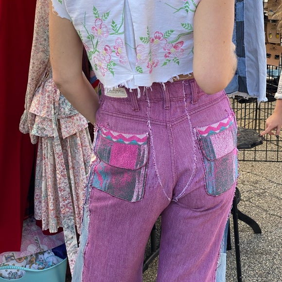 SOLD!! Indyvin up-cycled 1970s Levi’s jeans - Picture 3 of 16